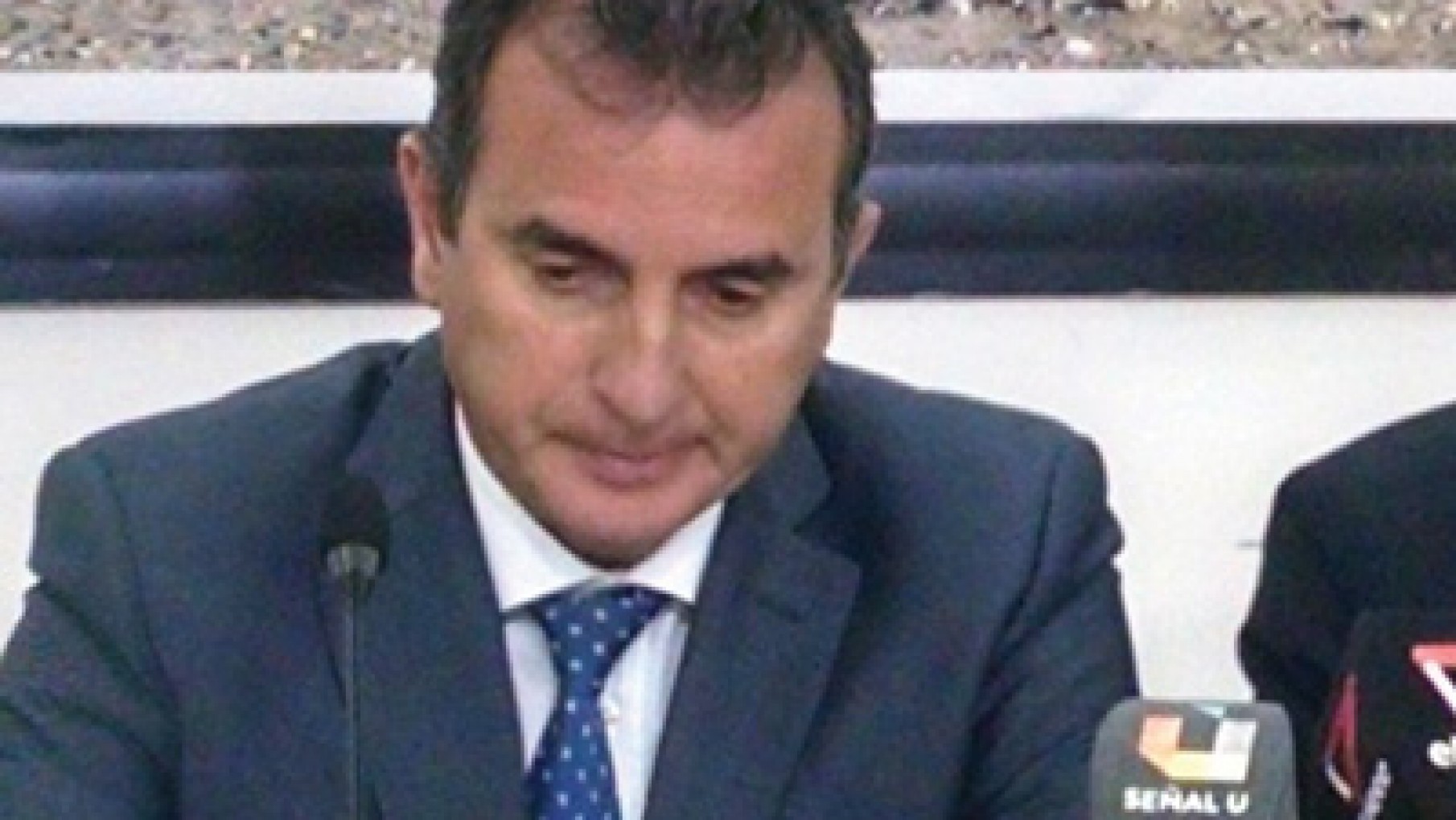 Un eclipse en la discusión pública