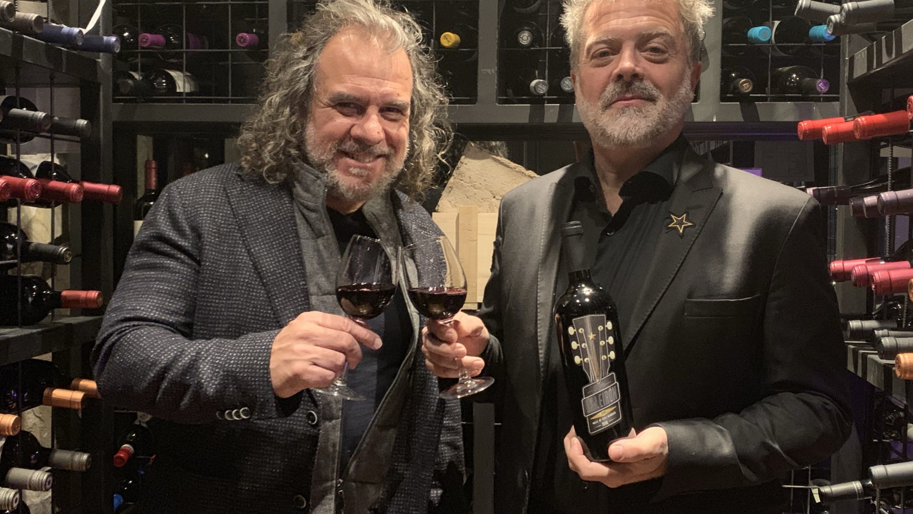 Pelleriti y Juanchi presentaron el vino “Gran Baleirón”