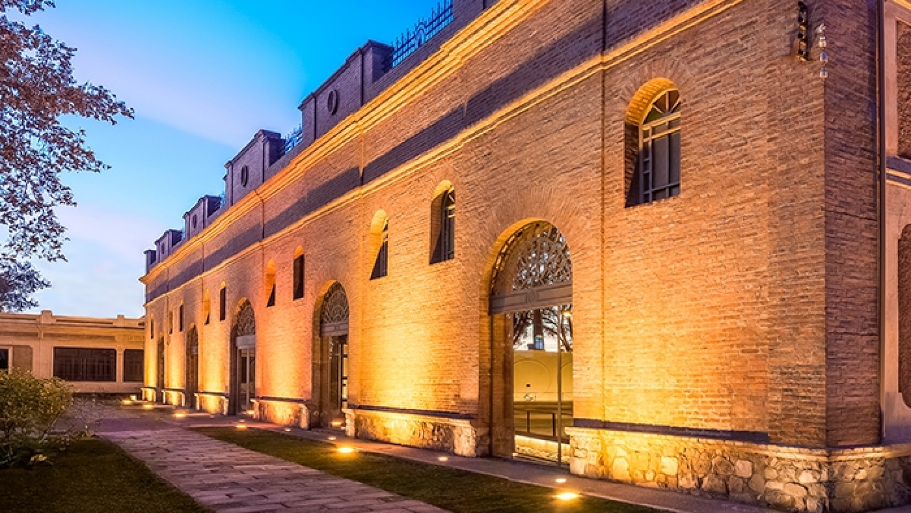 Los Toneles, primera bodega en ofrecer visitas y degustaciones nocturnas