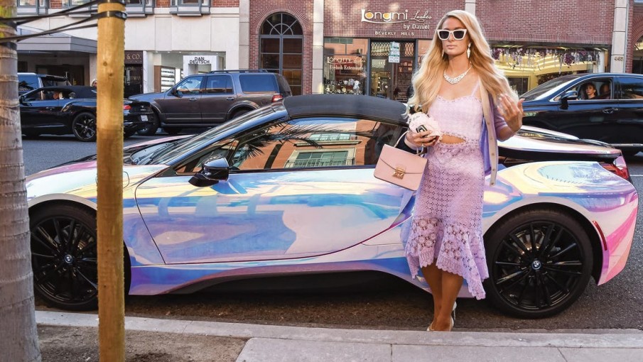 carro electrico ferrari rosa